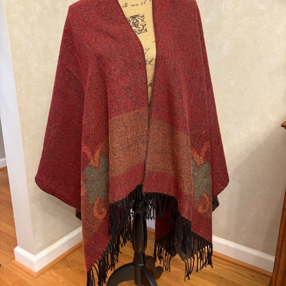 CAPE REVERSIBLE - OS   NWOT